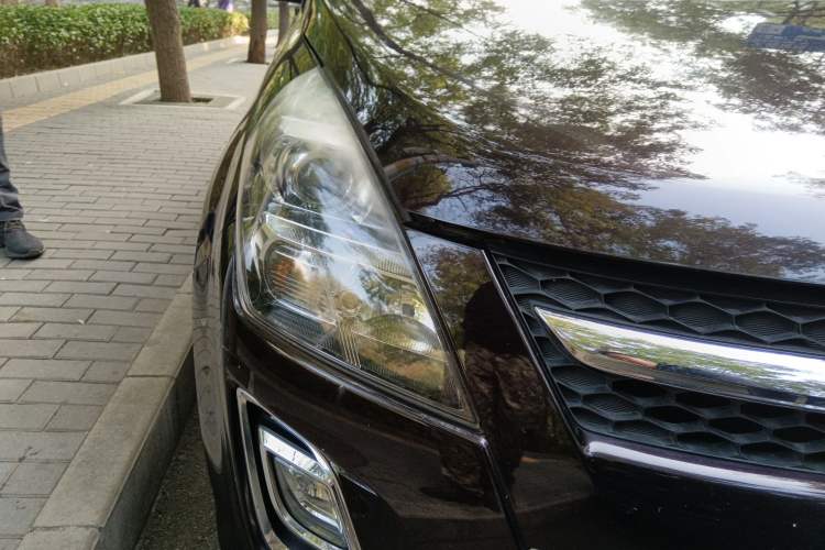 Used Mazda Mazda 8 2013 2.5L Ultimate Edition