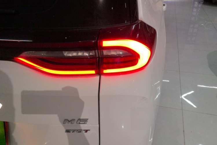 Used GAC Trumpchi M6 2019 270T DCT Elite Edition (7-seater) China VI
