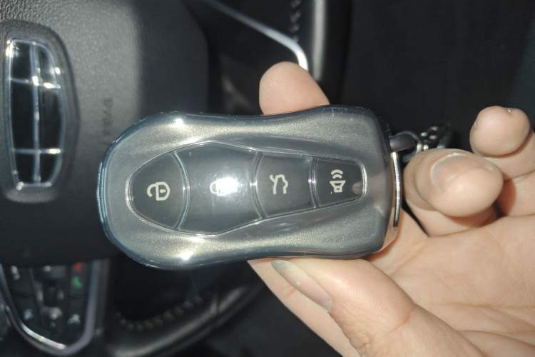 Used Geely Auto Emgrand X7 Sport 2020 1.5TD Automatic Smart Connect PRO Interior 1