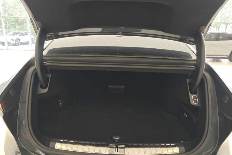 Used Nio ET9 2025 100 kWh
