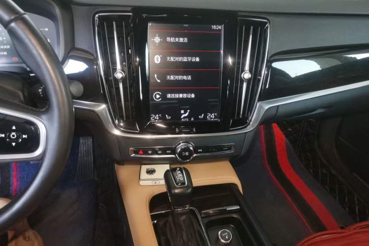 Used Volvo S90 2018 T4 Zhiyuan Edition Audio And AC Panel