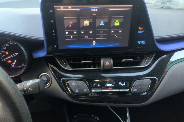 Used Toyota C-HR 2018 2.0L Leading with Sunroof China VI Standard
