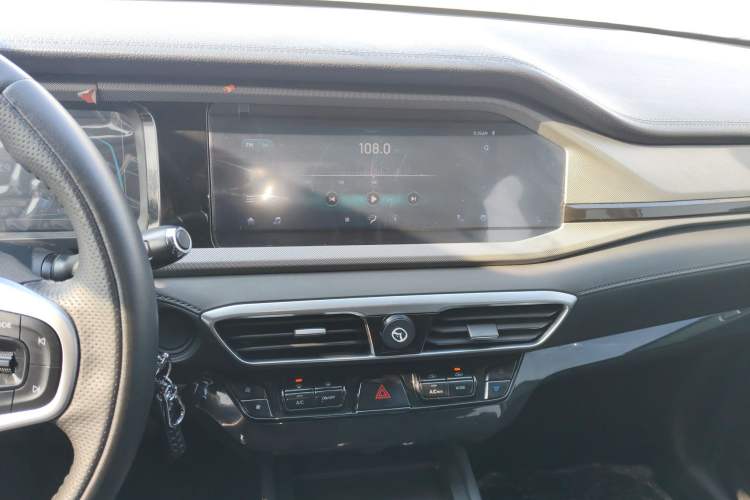 Used Cowin Xuanjie 2024 1.5L Manual Luxury Edition
