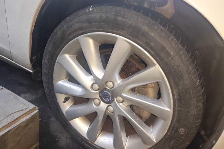 Used Volvo S60 2017 S60L T4 Smart Range Edition
