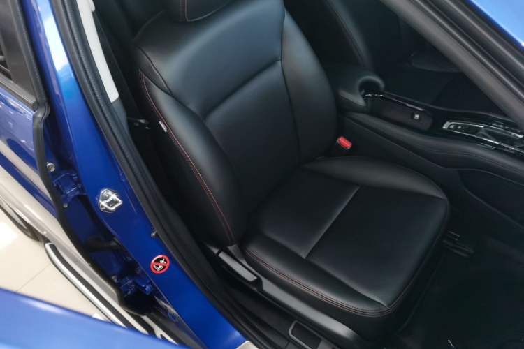 Used Honda Vezel 2017 1.5L CVT 2WD Comfort Model Right Front Seat