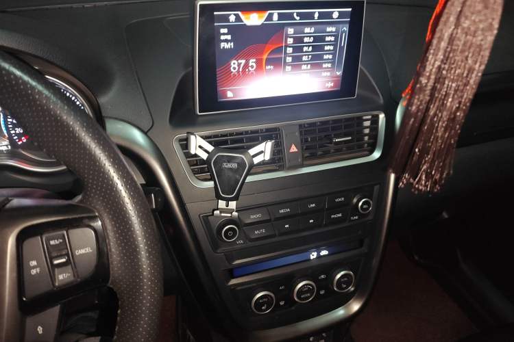 Used Bestune X80 2017 1.8T Automatic Sport Model
