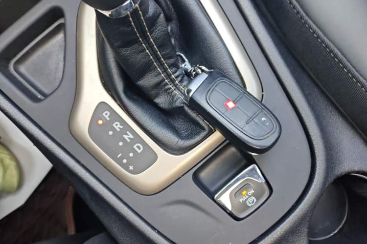 Used Jeep Cherokee 2016 2.4L Leading Smart Version