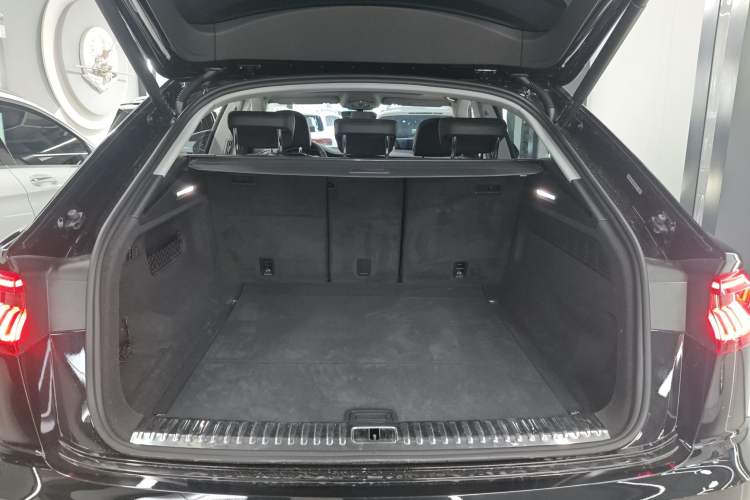 Used Audi Q8 2022 55 TFSI Luxury Dynamic Edition