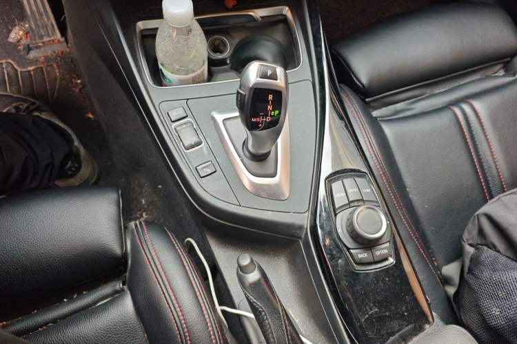 Used BMW 2 Series 2018 220i Sport Design Package
