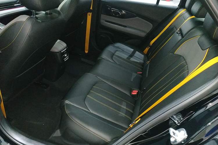 Used GAC Trumpchi EMPOW 2021 270T DCT J15 Version Left Rear Seat