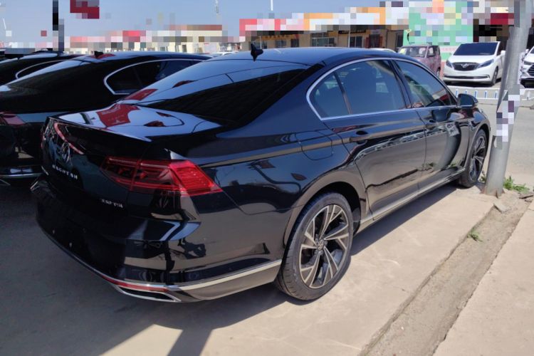 Used Volkswagen Magotan 2020 330TSI DSG Luxury Edition Rear Right 45 Deg