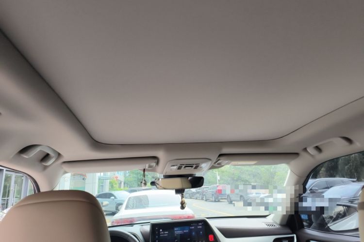 Used Toyota Highlander 2022 Dual-Engine 2.5L Two-Wheel Drive Prestige Edition 7-Seater Headliner