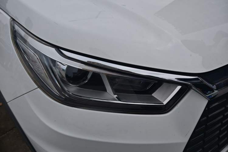 Used BYD Yuan New Energy 2018 EV360 Smart Connect Cool Edition Right Front Headlight