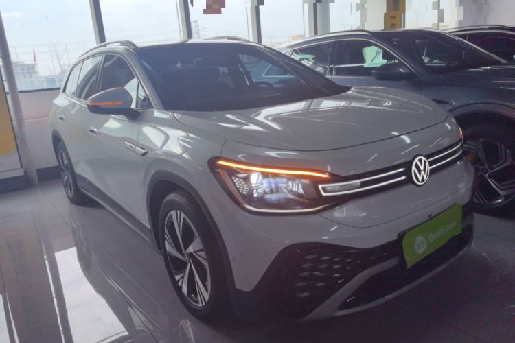 Used Volkswagen ID.6 CROZZ 2022 Long-Range PRO Edition Front Right 45 Deg