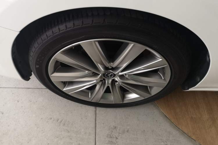 Used Mazda Atenza 2020 2.5L Sky Blue Prestige Edition Left Front Wheel Hub