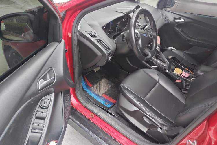 Used Ford Focus 2012 Hatchback 1.6L Automatic Comfort Model
