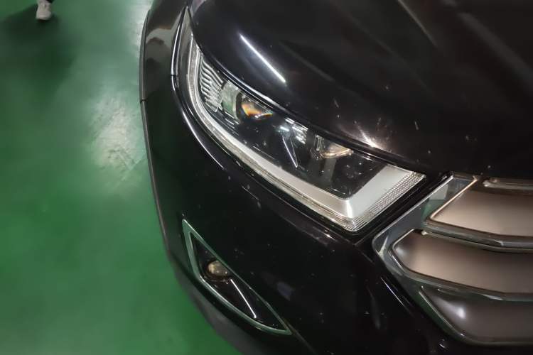 Used Ford Edge 2016 EcoBoost 245 Two-Wheel-Drive Titanium 7-Seater