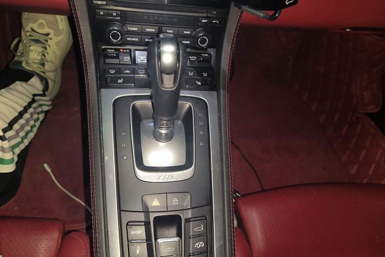 Used Porsche 718 2018 Boxster 2.0T Gear Lever