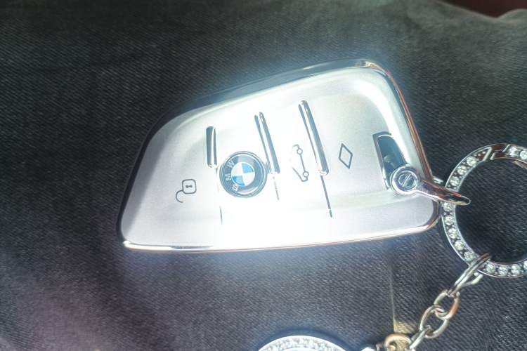 Used BMW 5 Series 2022 Second Facelift 530Li Leading Edition M Sport Package
