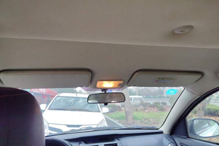 Used HYOSOW S3 2014 1.5L Luxury Version China IV Emission Standard
