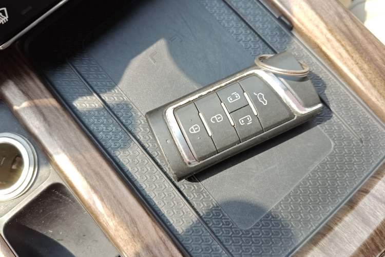 Used GAC Trumpchi M8 2018 320T Flagship Edition Interior 1