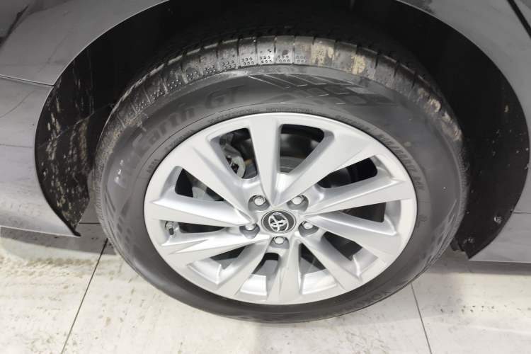 Used Toyota Camry 2023 2.0G Luxury Edition Right Rear Wheel Hub