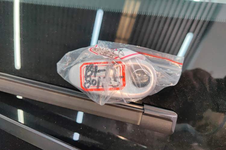 Used VOYAH COURAGE 2024 Four-Wheel Drive Global Edition Interior 1