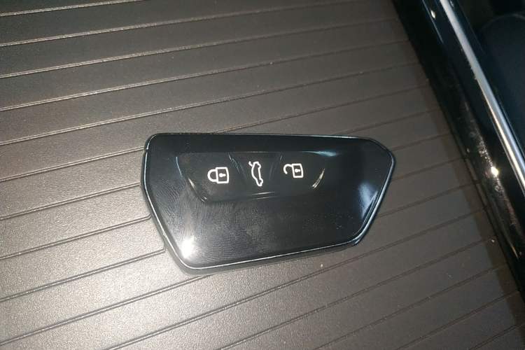 Used Volkswagen ID.4 X 2025 Smart Version Pure & Intelligent Enjoyment Edition Vehicle Key