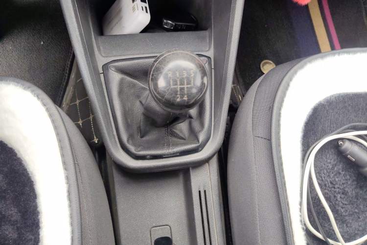 Used Volkswagen Santana 2016 1.4L Manual Fashion Edition
