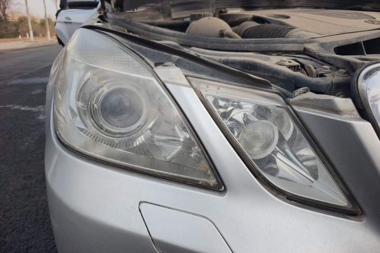 Used Mercedes-Benz E-Class 2009 E 300 Elegant Model
