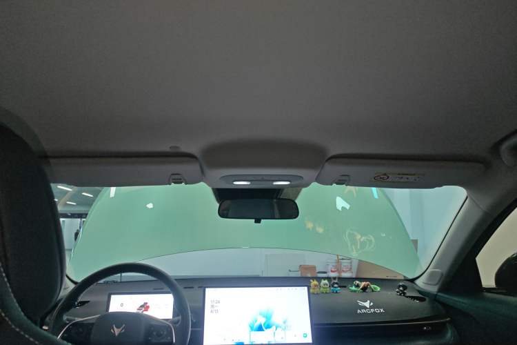 Used ARCFOX T1 2025 Model 320 PRO Headliner