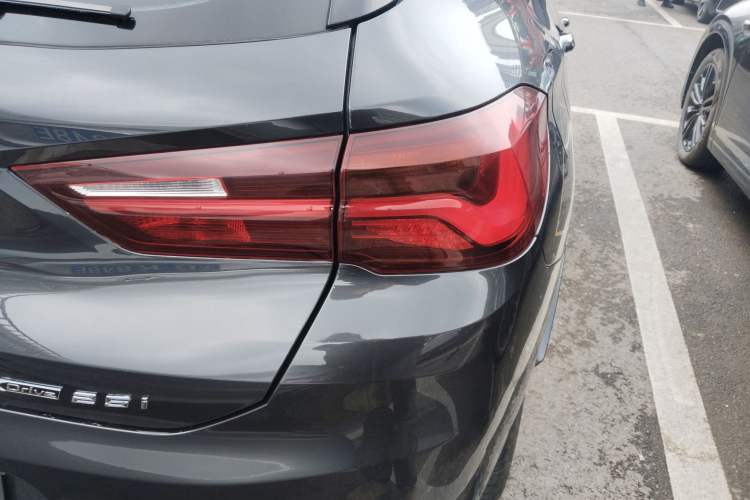 Used BMW X2 2023 xDrive 25i Shining Edition
