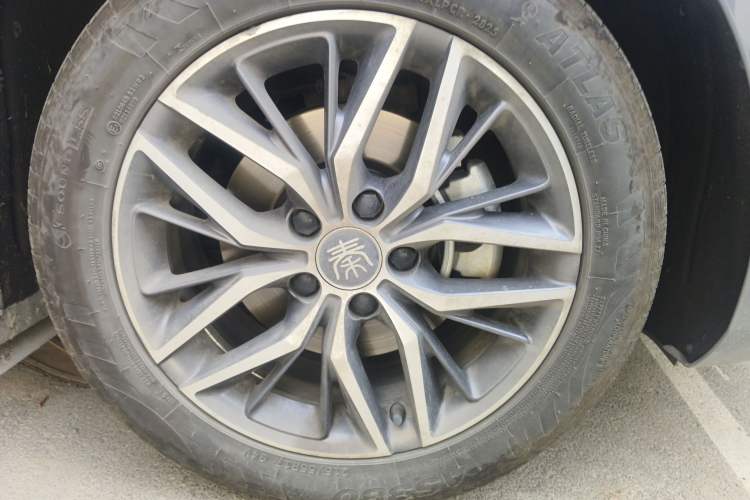 Used BYD Qin PLUS 2024 Honor Edition EV 420KM Leading Model