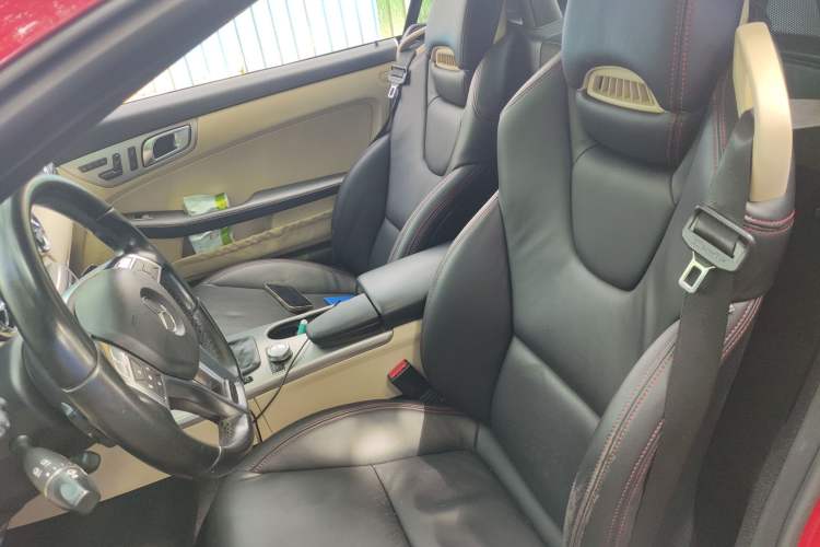 Used Mercedes-Benz SLK-Class 2011 SLK 200 Fashion Model Left Rear Seat