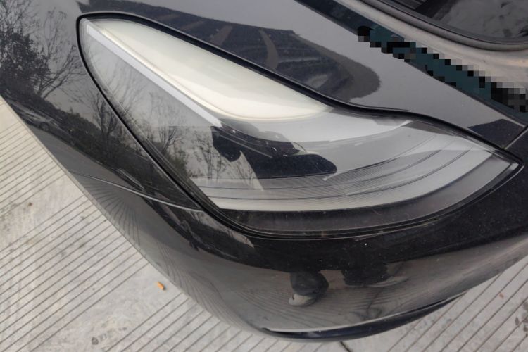 Used Tesla Model Y 2021 Standard Range Rear-Wheel Drive Version Right Front Headlight