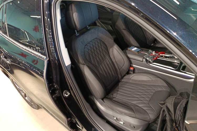 Used Hongqi HS5 2023 2.0T Qixiang Pro Edition