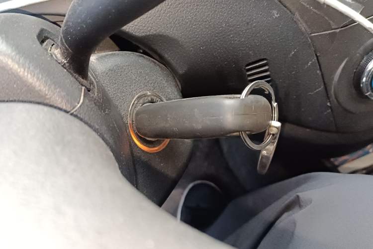 Used Geely Auto Diamond 2014 Sedan 1.5L Manual Entry-Level Model Vehicle Key