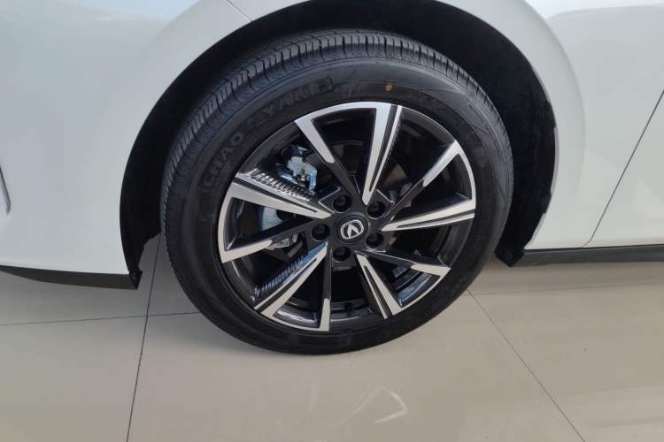 Used CHANGAN Eado 2025 Blue Whale 1.5T 500Bar Prestige Model