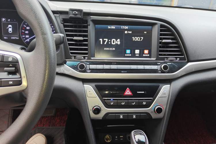 Used Hyundai Elantra (6th Generation / Lingdong) 2016 1.6L Automatic ZhiXuan – Elite Version Audio And AC Panel