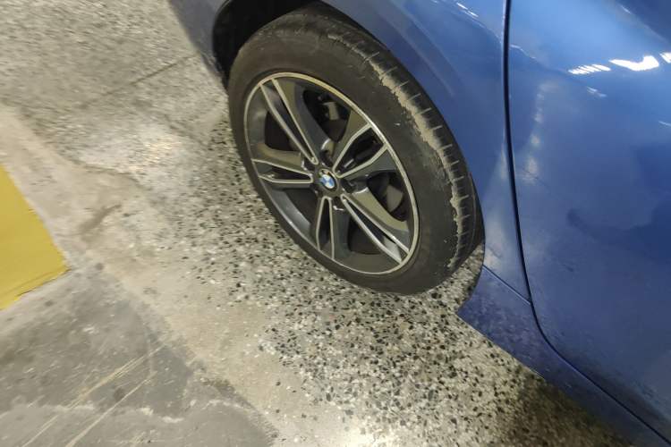 Used BMW 1 Series 2017 118i Sport Edition Right Rear Wheel Hub