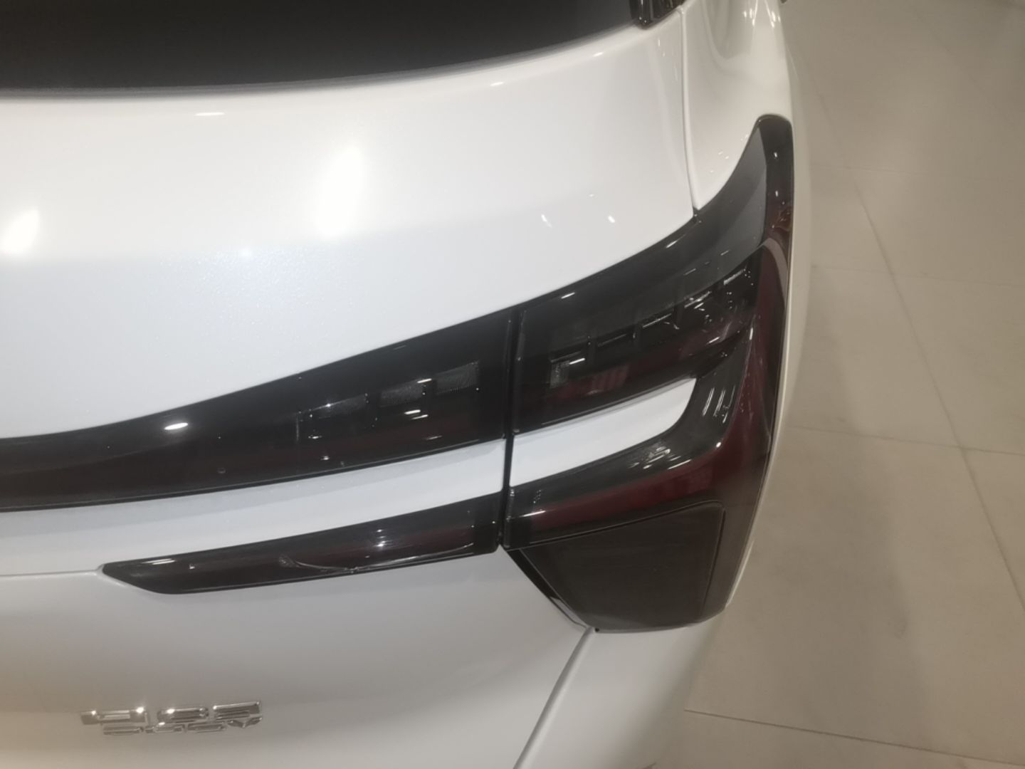 Hongqi HS3 PHEV 2025 Model 125km Jingwei 2 Millionth Anniversary Edition — снимка 9