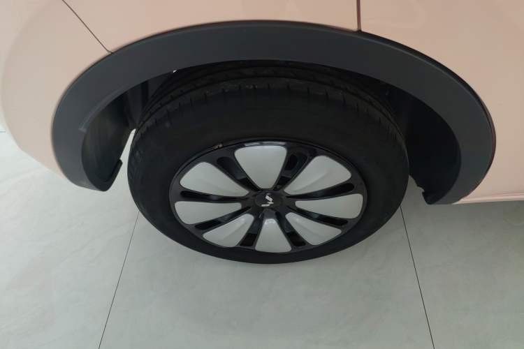 Used Wuling Bingo 2023 410 km Lingxi Deluxe Edition