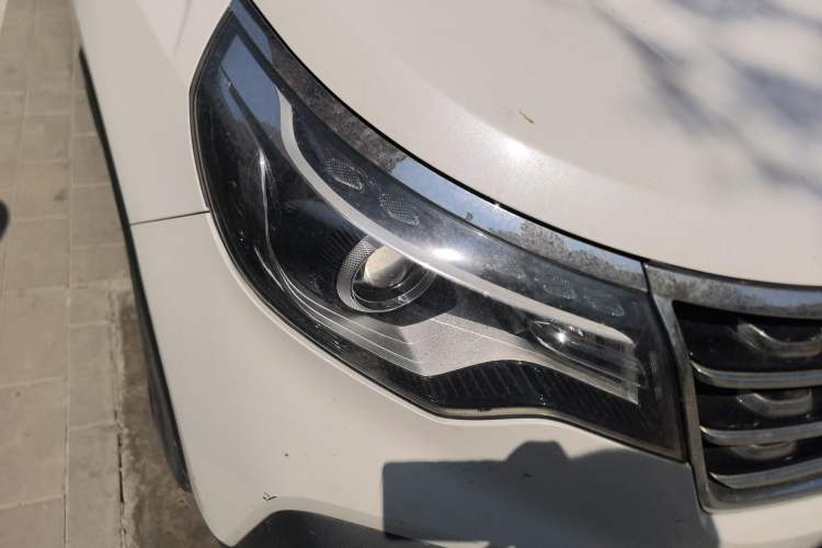 Used Kia Sportage R 2019 2.0L Automatic Smart Luxury Edition Right Front Headlight