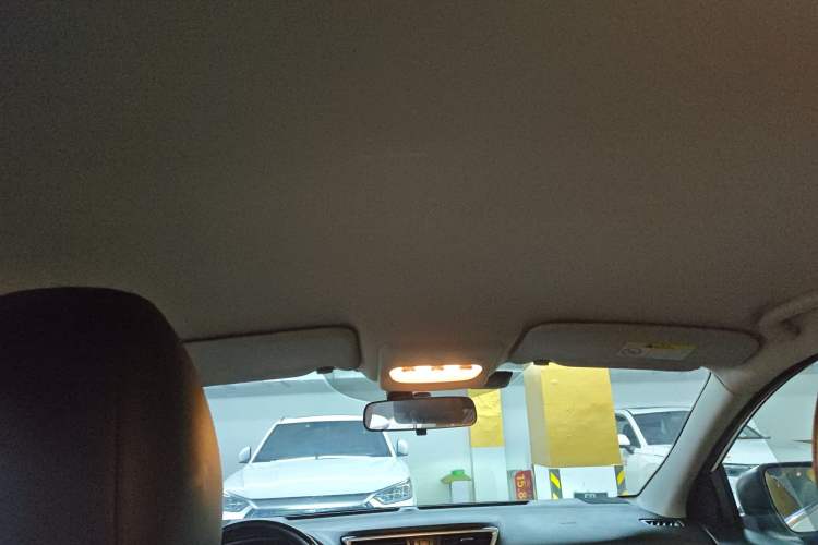 Used Nissan Qashqai 2017 2.0L CVT Smart Enjoyment Version China VI Standard Headliner