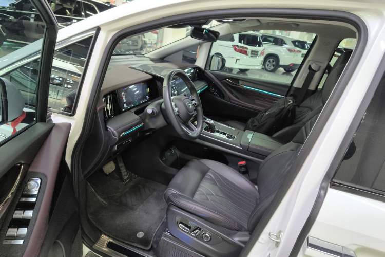 Used GAC Trumpchi M8 2024 Master Series Super Hybrid Edition Left Front Seat