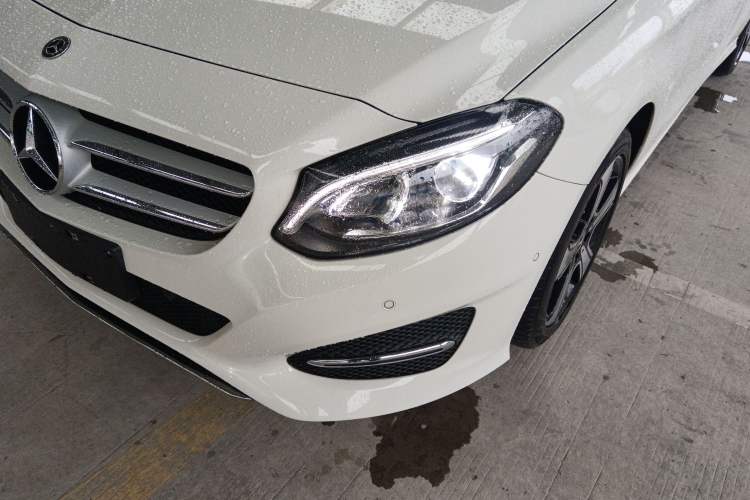 Used Mercedes-Benz B-Class 2017 B 200 Fashion Model