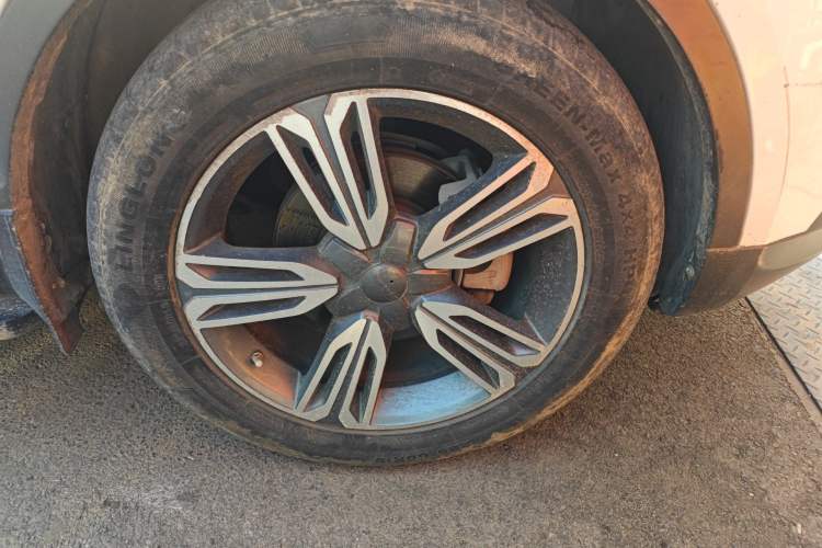 Used Leopaard CS10 2016 2.0T Manual Excellence Edition Right Front Wheel Hub