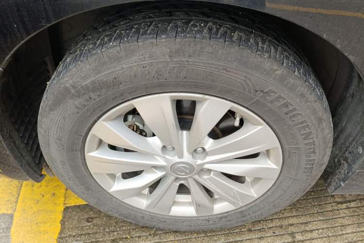 Used Nissan Teana 2018 2.0L XL Smart Upgrade Edition Left Front Wheel Hub