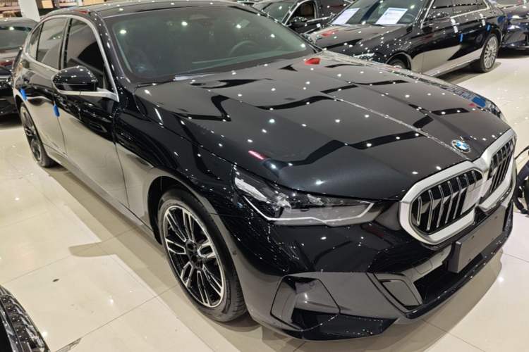 Used BMW 5 Series 2026 530Li Leading M Sport Package