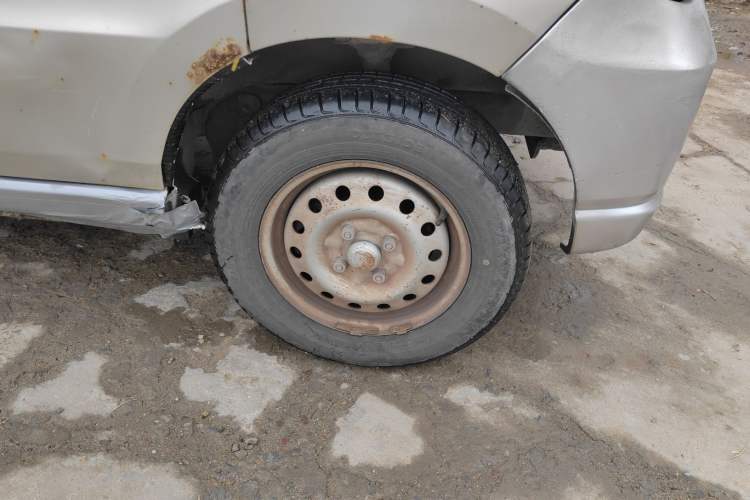 Used Wuling Zhiguang 2010 1.0L New Version Practical Short-Body L2Y